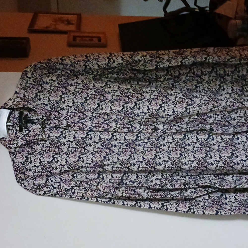 NWOT MARC ANTHONY Large Men's Luxury Shirt